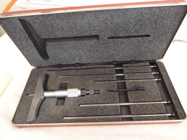 lot 14 image: Starrett Depth Micrometer