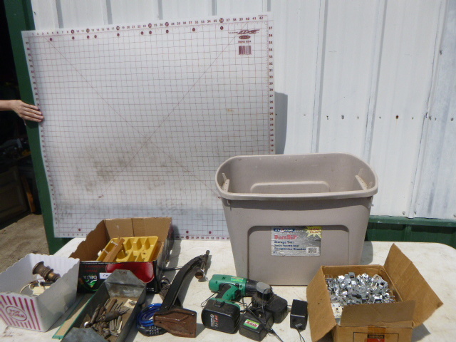 lot 102 image: Miscellaneous Items