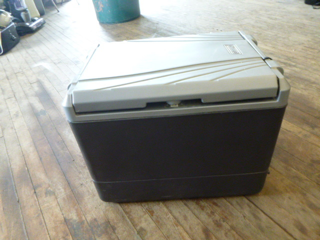 lot 122 image: Coleman Thermo-Electric Cooler