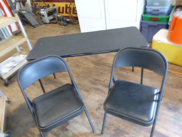 lot 130 image: Black Card Table and 2 Chairs