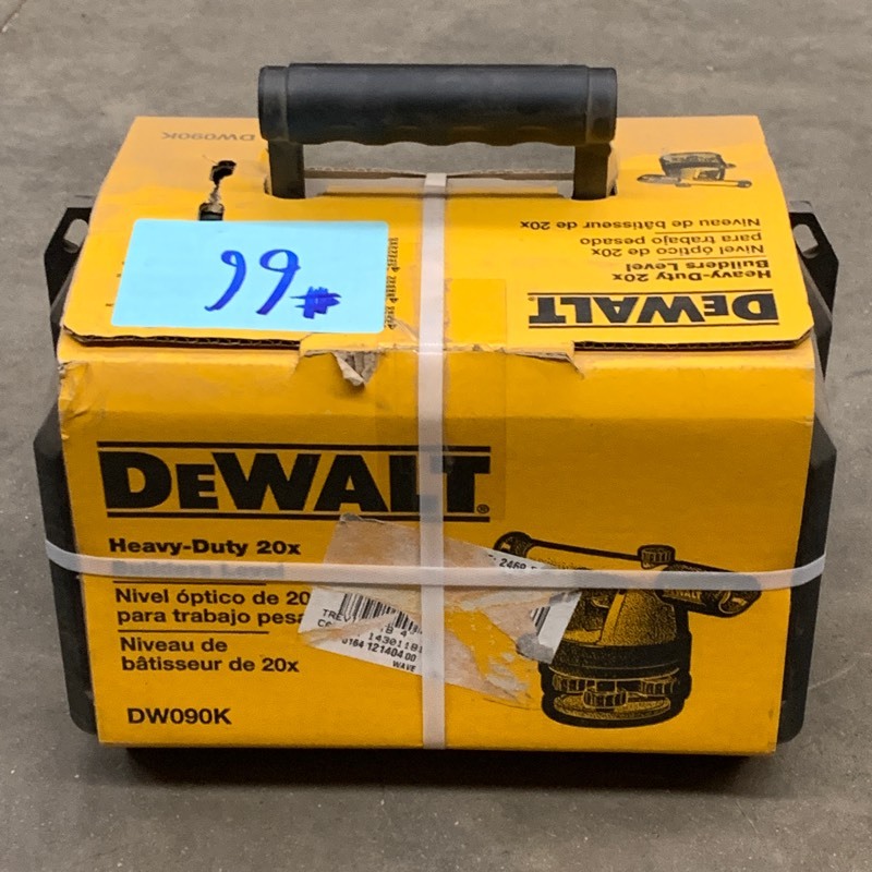 lot 66 image: New DeWalt Level Set