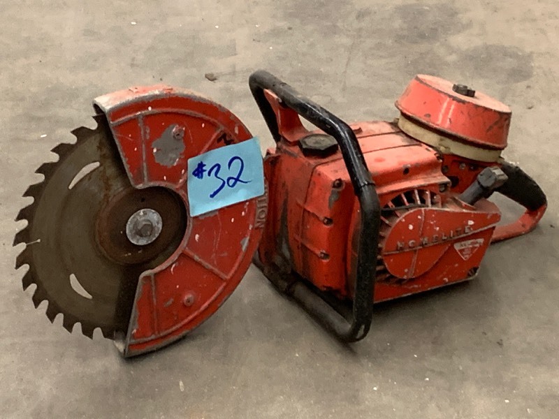 lot 32 image: Homelite Milti-Purpose Saw