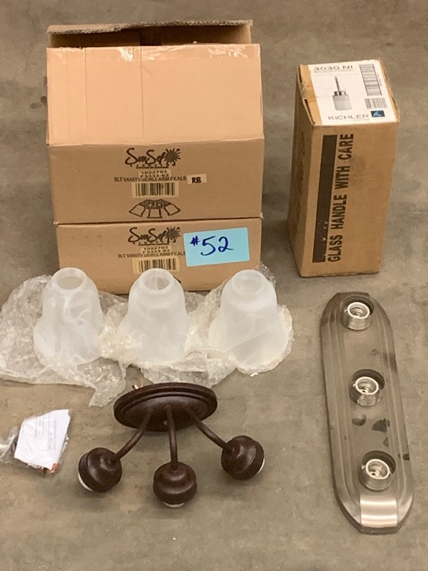 lot 52 image: Lot Of (4) New Light Fixtures