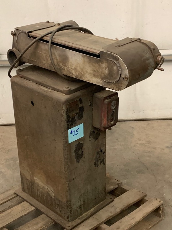 lot 15 image: Hammond Machinery Horizontal Belt Sander