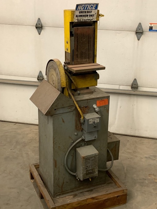 lot 8 image: Industrial Dual 6-Belt  12-Disc Sander