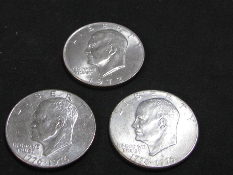 lot 10 image: Eisenhauer Silver Dollars