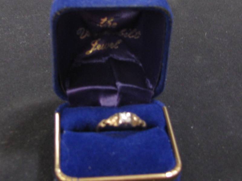 lot 23 image: Gold Engagement Ring