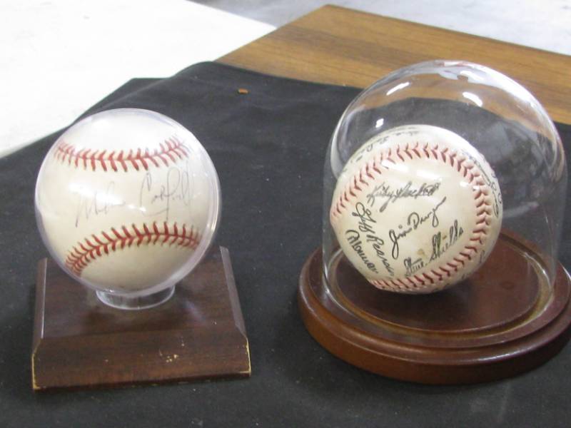 lot 39 image: Signed Baseballs