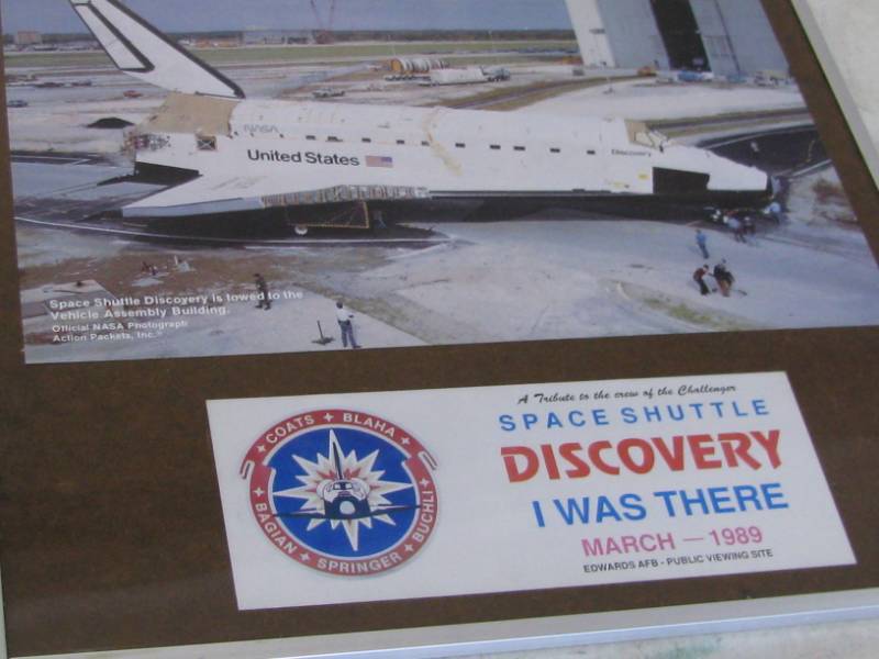 lot 48 image: Discovery Space Shuttle