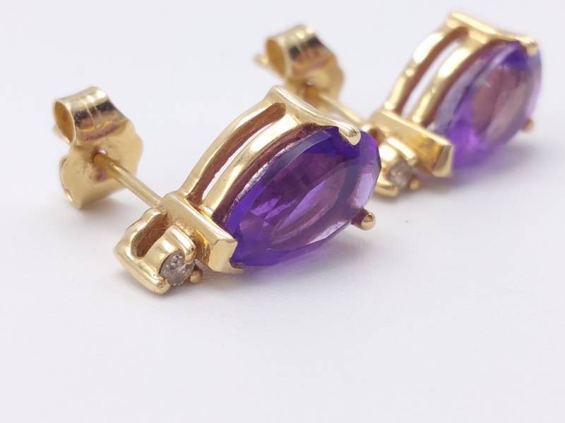 lot 35 image: Ladies Amethyst and Diamond Estate Earrings in 14k Yellow Gold