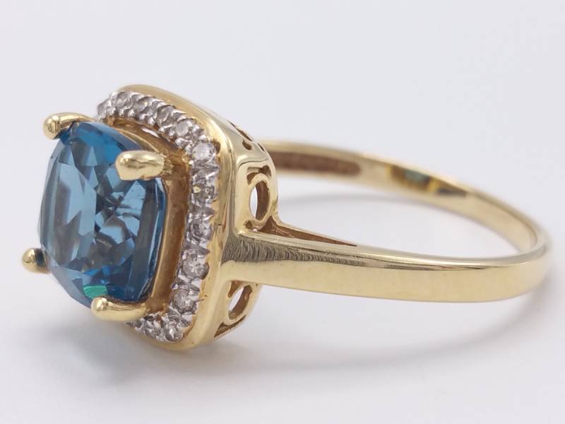 lot 38 image: Blue Topaz and Diamond Estate Ring in 14k Yellow Gold
