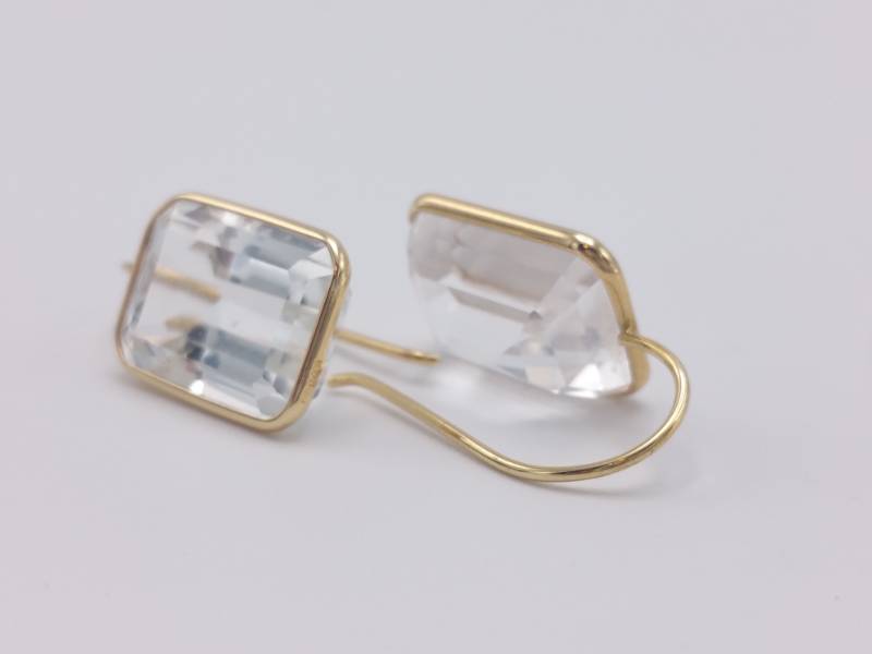 lot 50 image: Beautiful Large White Gemstone Estate Earrings in 14k Yellow Gold