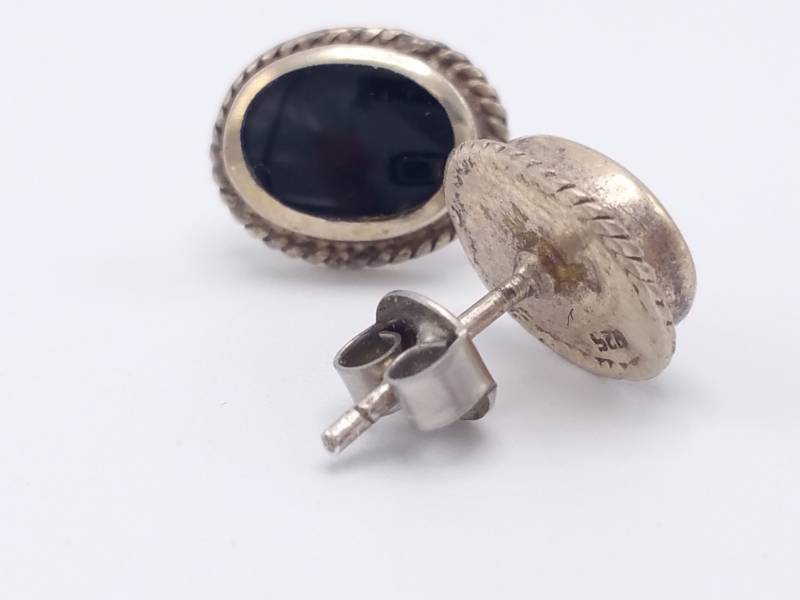 lot 65 image: Black Onyx Sterling Silver Estate Earrings