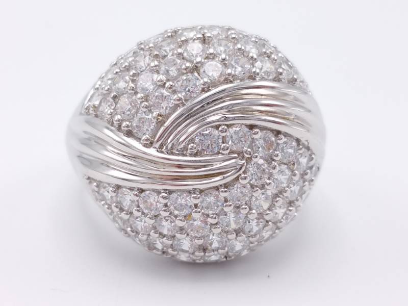 lot 83 image: Ladies Fashion Estate Ring in Sterling Silver