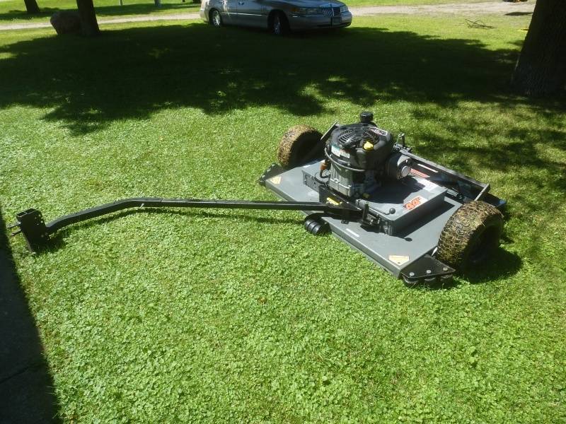 lot 8 image: Swisher Finnish Mower