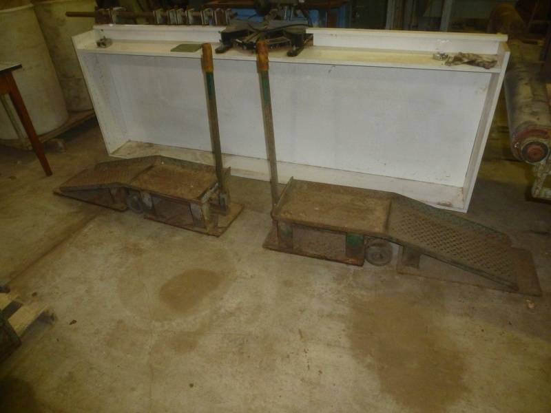 lot 14 image: Steel Auto Ramps
