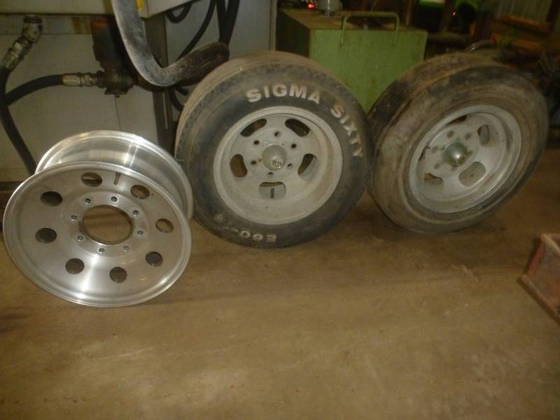 lot 93 image: US Mags 14 Wheels