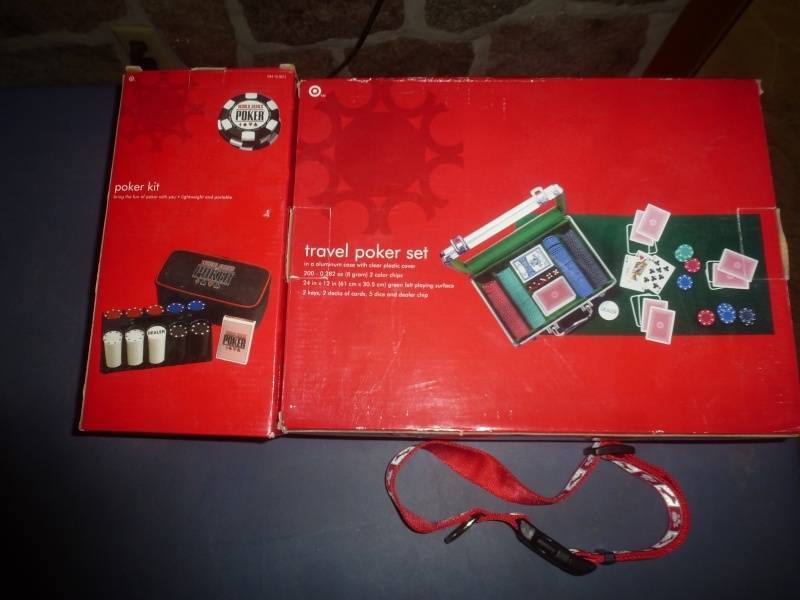 lot 117 image: Westbend Wok & Poker Set