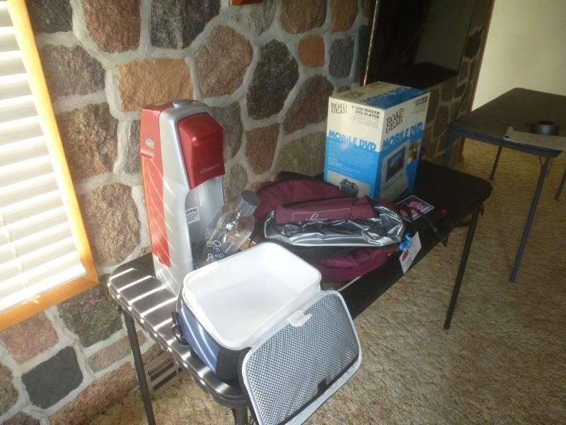 lot 128 image: Soda Stream, Power Inverter, Hot Jacketscooler, DVD Player