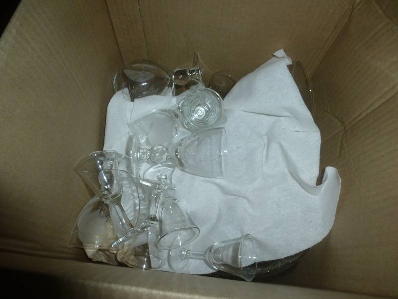 lot 161 image: Crystal Wine Service
