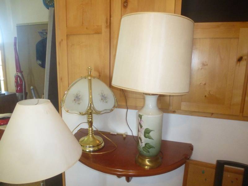 lot 172 image: Lamps & Lamp Shades