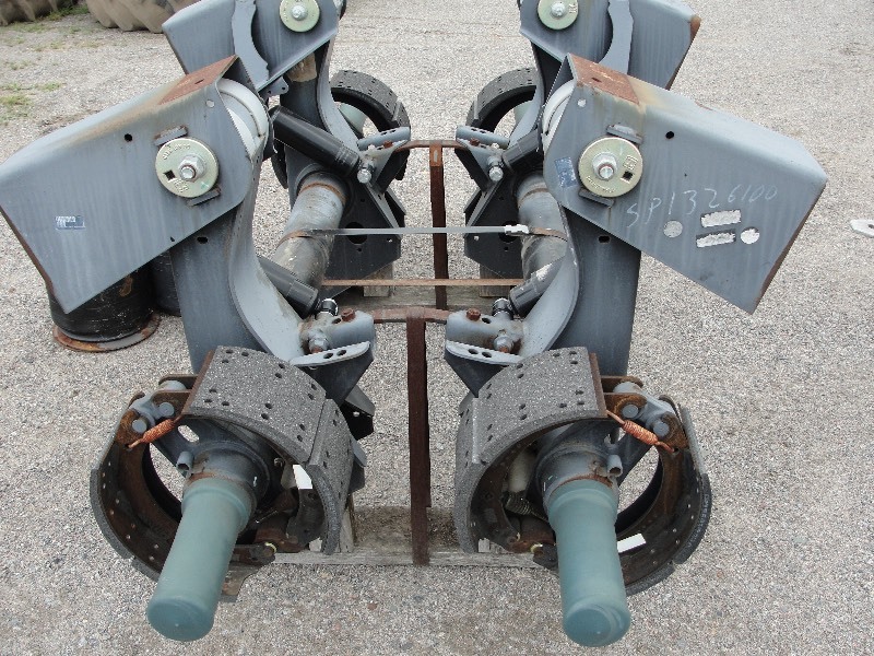 2- AXELS  &  SUSPENSION (RATED30K)  WITH 2- C-255319 HENDRICKSON AIR BAG