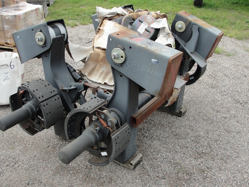 2- AXELS  &  SUSPENSION (RATED30K)  WITH 4- C-255319 HENDRICKSON AIR BAG