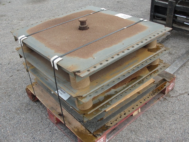 4- FIFTH WHEEL PLATES