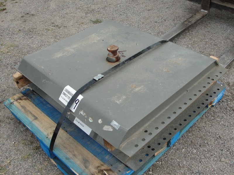 2- FIFTH WHEEL PLATES