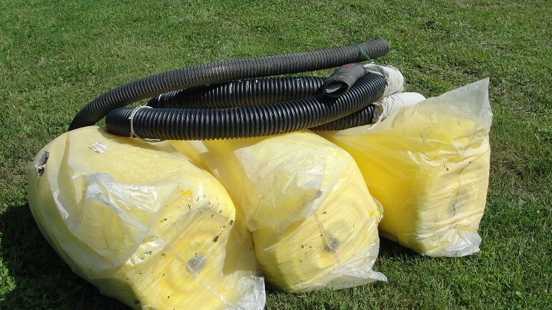 3- ROLLS PAINT FILTER MATERIAL   DRAIN TILE