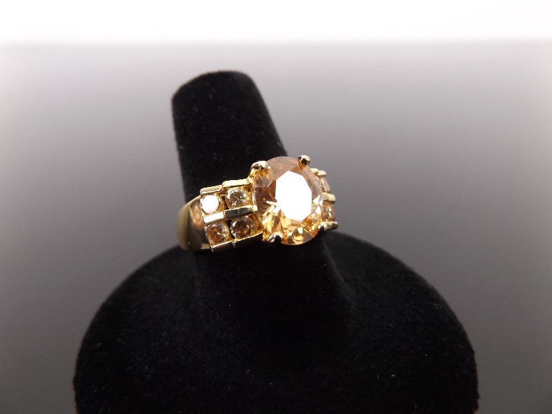 .925 Sterling Silver Citrine Crystal Ring Size 8.5