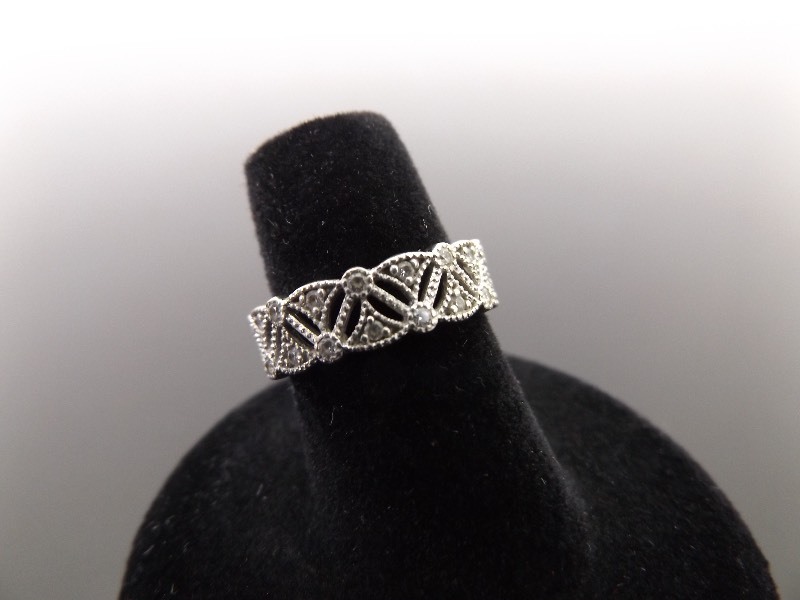 .925 Sterling Silver Art Nouveau Crystal Ring Size 6