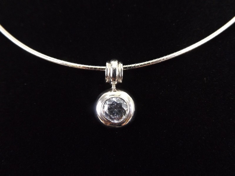 .925 Sterling Silver Crystal Solitaire Pendant Necklace