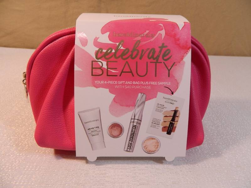 lot 20 image: New Bare Minerals Makeup Set