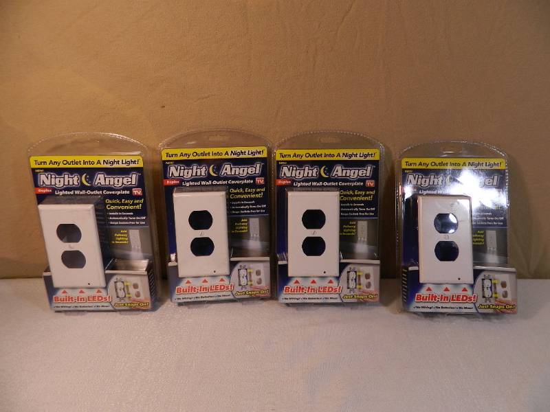 lot 27 image: 4 New Night Angels
