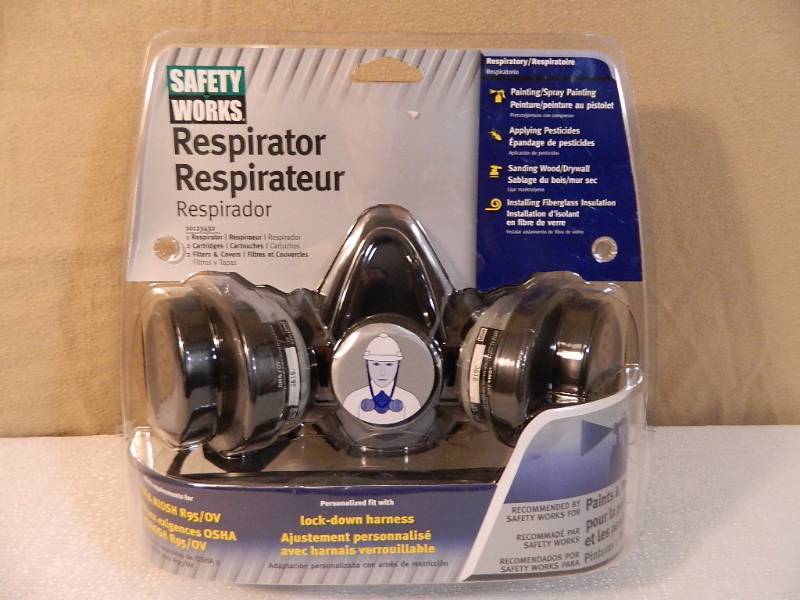 lot 28 image: New Safety Works Respirator