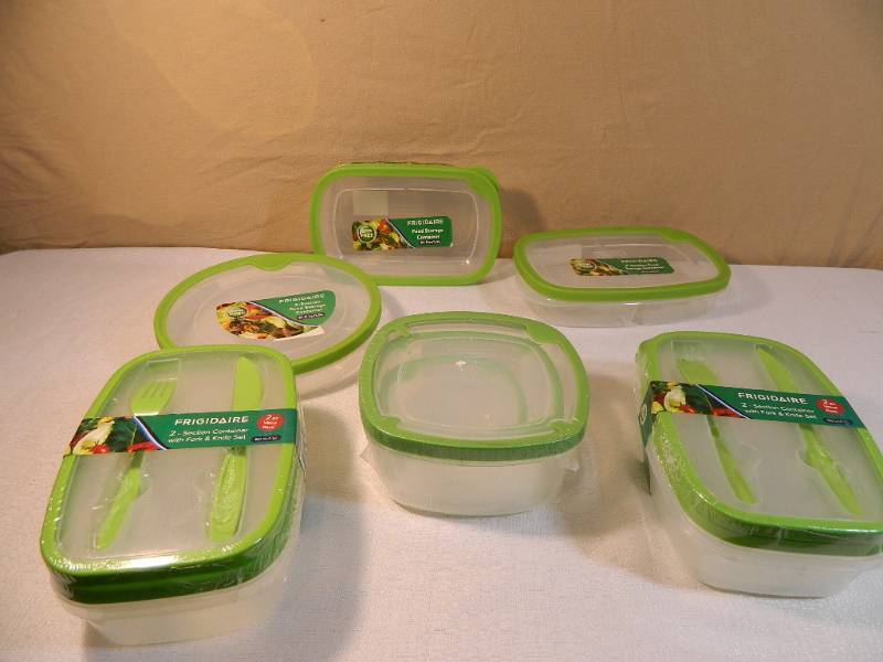 lot 29 image: 10 New Frigidaire Food Storage Containers with Lids
