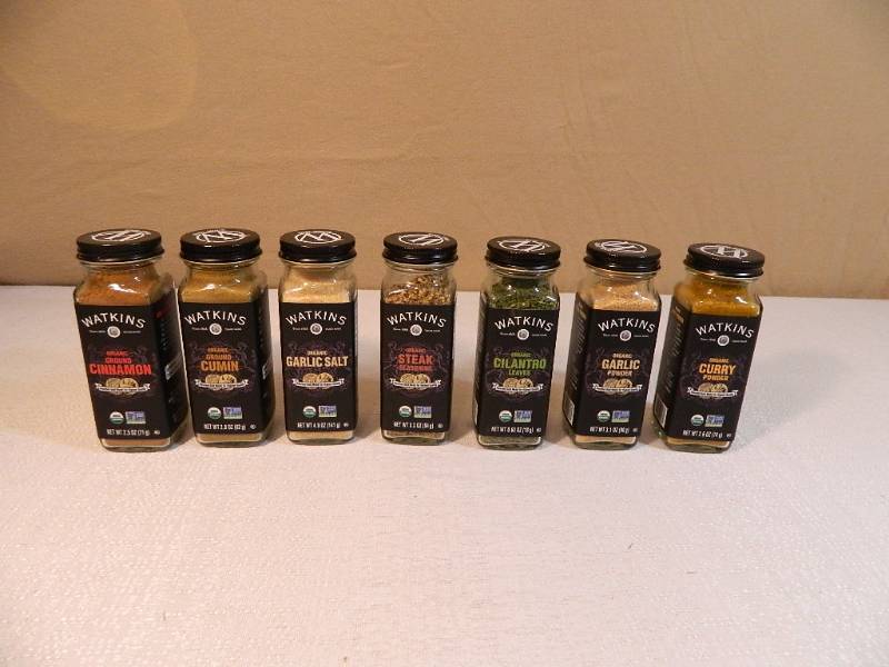 lot 47 image: 7 New Watkins Spices