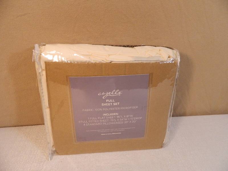lot 51 image: New Full Sheet Set
