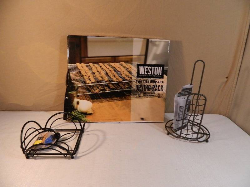 lot 75 image: New Kitchen Items