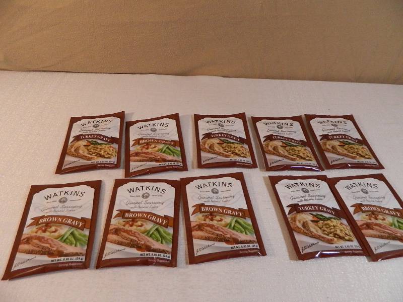 lot 106 image: 10 New Watkins Gravy Mixes