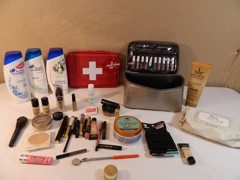 lot 123 image: Personal Products
