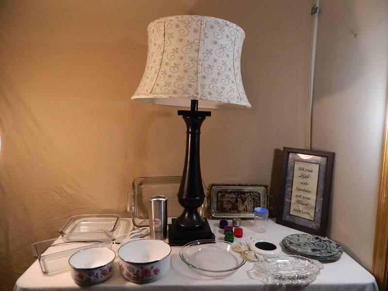 lot 132 image: Large Lamp, Pyrex, More