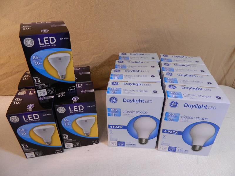 lot 137 image: 37 New LED Light Bulbs
