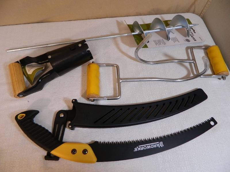 lot 146 image: New Planting Tools, Saw, Etc