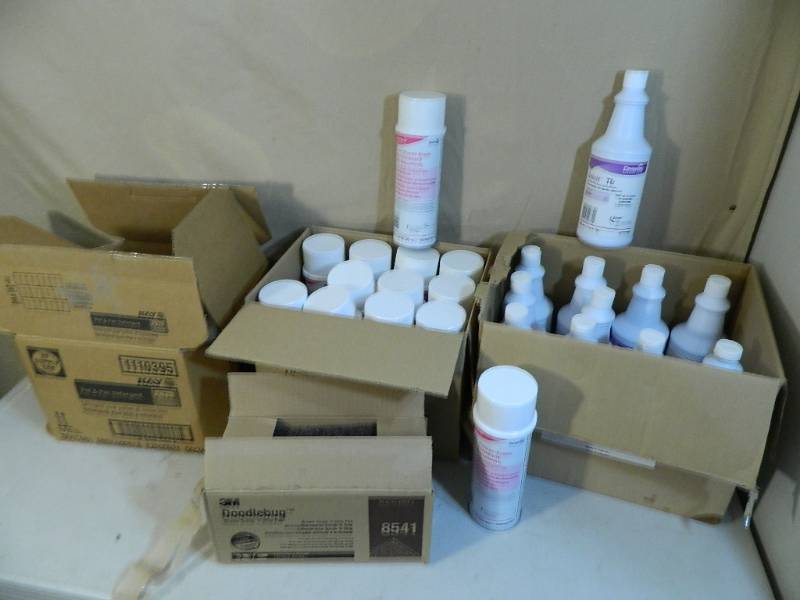 lot 179 image: New Commercial Cleaning Chemicals