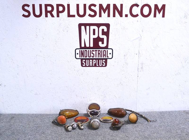 lot 70 image: Lot of Assorted Vintage Tail Lights and More