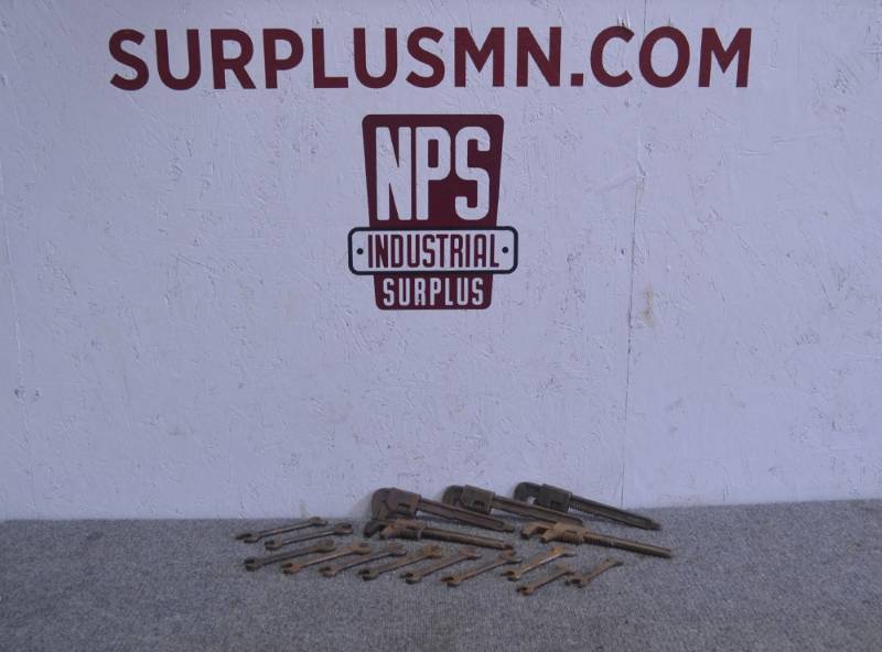 lot 81 image: Lot of 16 Moore Dropforge Co Wrenches  Tools