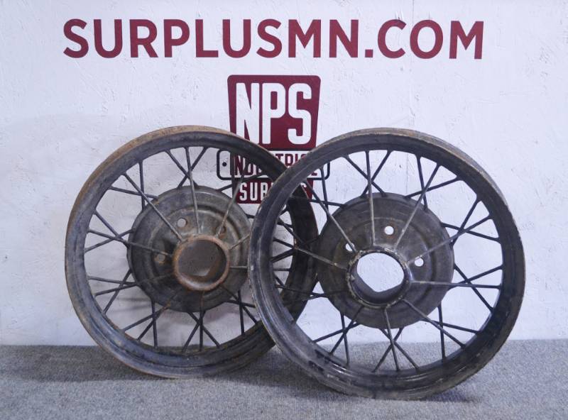lot 89 image: Pair of 21 FORD MODEL A Rims 1928-1929