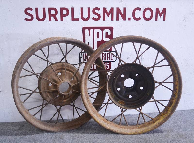 lot 91 image: Pair of 21 FORD MODEL A Rims 1928-1929